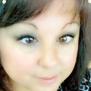 Meet your Posher, Tina